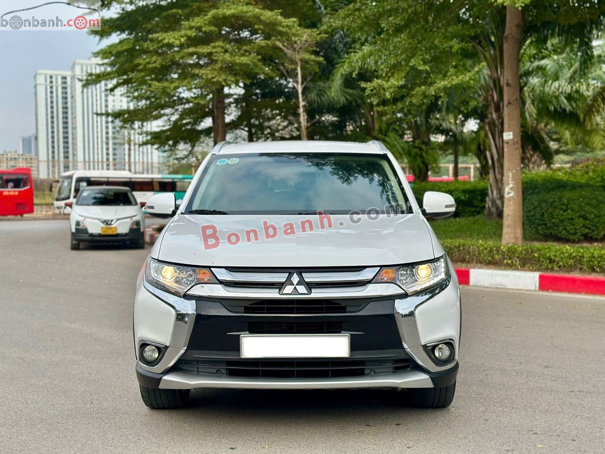 Bán ô tô Mitsubishi Outlander 2.0 CVT - 2019 - xe cũ