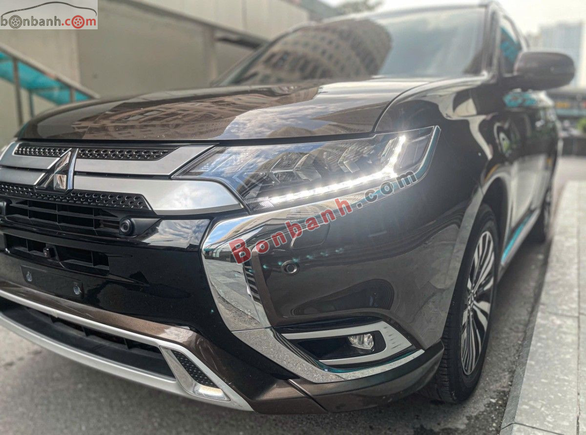 Bán ô tô Mitsubishi Outlander Premium 2.0 CVT - 2022 - xe cũ