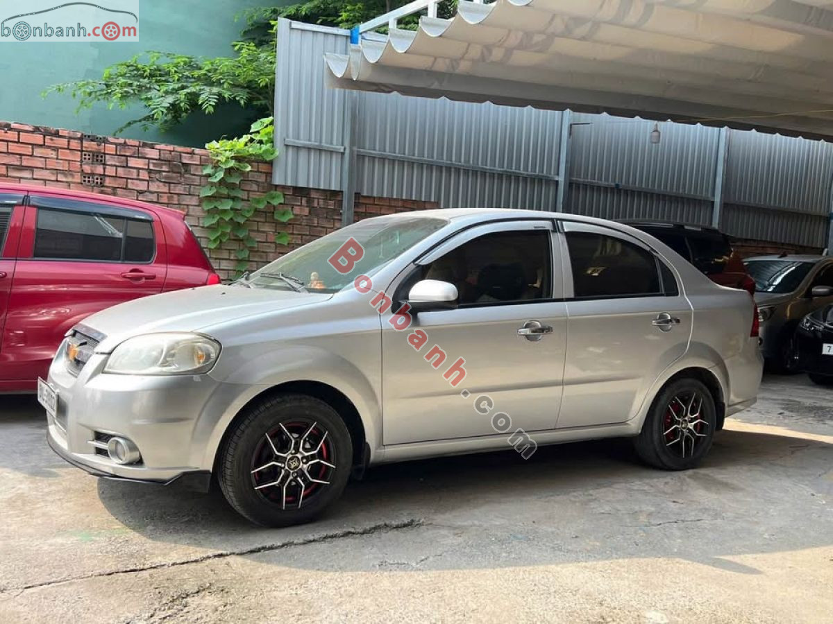 Bán ô tô Chevrolet Aveo 1.5 MT - 2013 - xe cũ