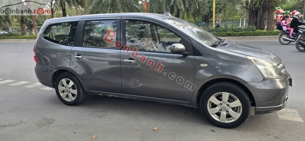 Bán ô tô Nissan Grand livina 1.8 AT - 2011 - xe cũ
