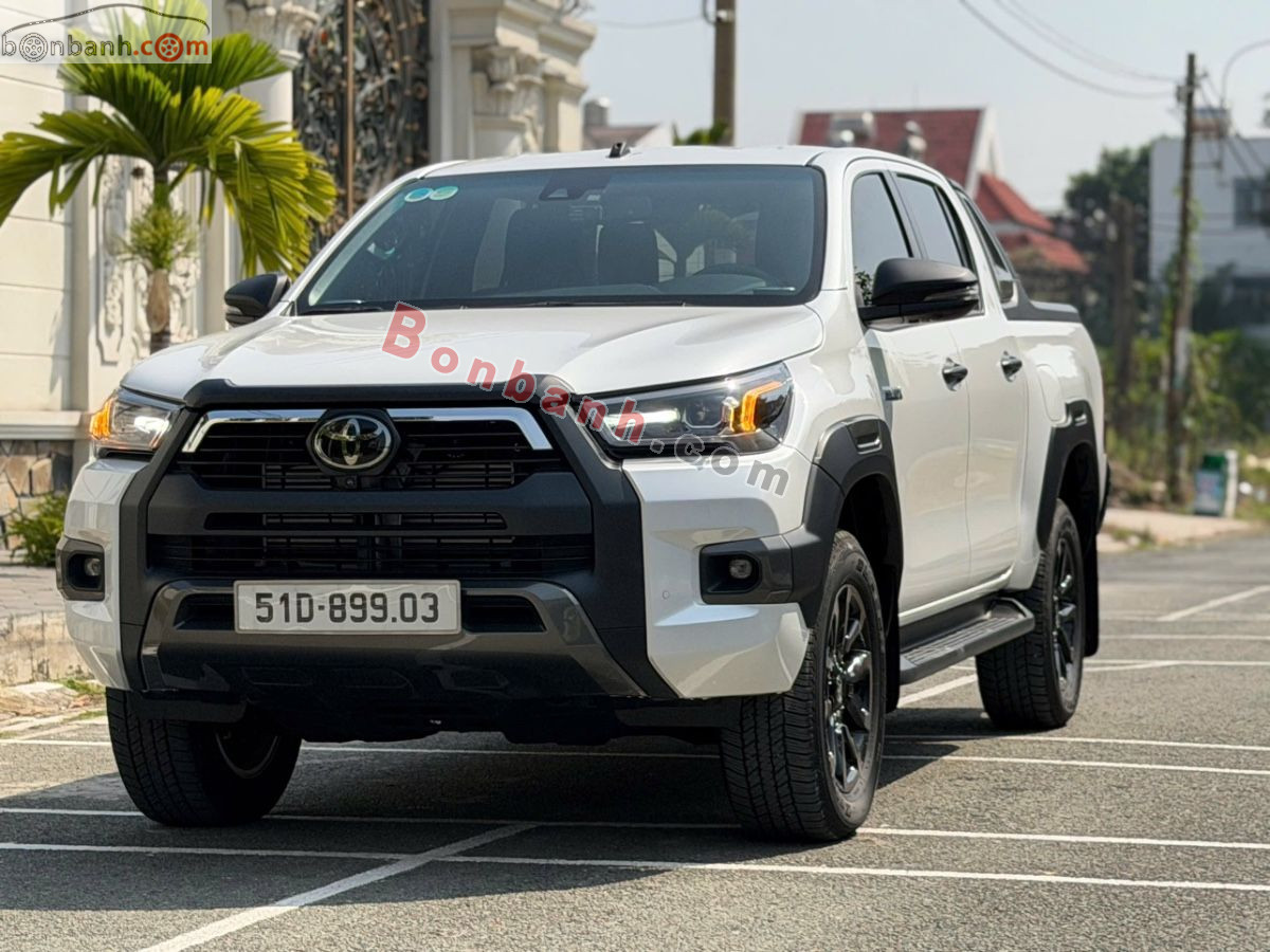 Bán ô tô Toyota Hilux Adventure 2.8L 4x4 AT - 2024 - xe cũ