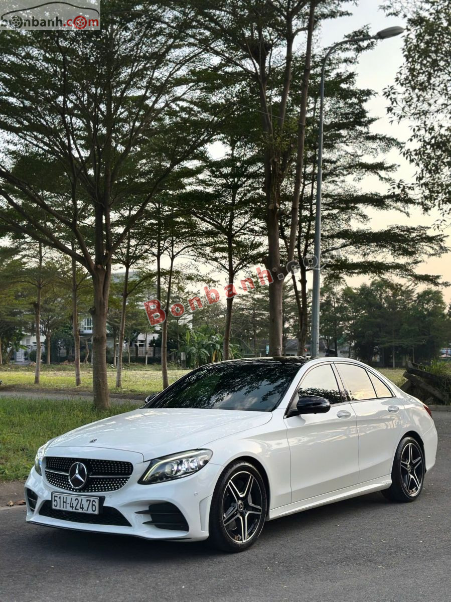 Bán ô tô Mercedes Benz C class C300 AMG - 2020 - xe cũ