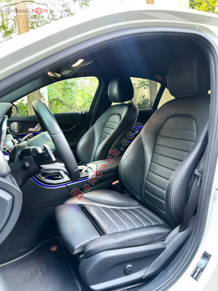 Bán ô tô Mercedes Benz C class C300 AMG - 2020 - xe cũ