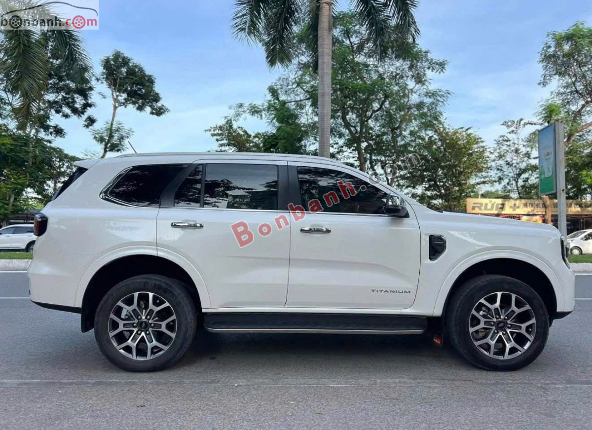 Bán ô tô Ford Everest Titanium 2.0L 4x2 AT - 2023 - xe cũ