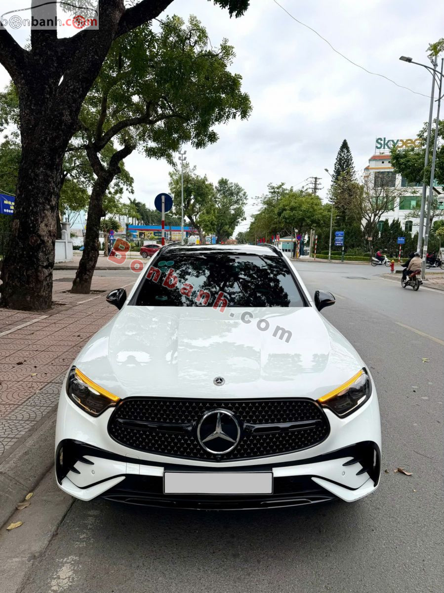 Bán ô tô Mercedes Benz GLC 300 4Matic - 2023 - xe cũ