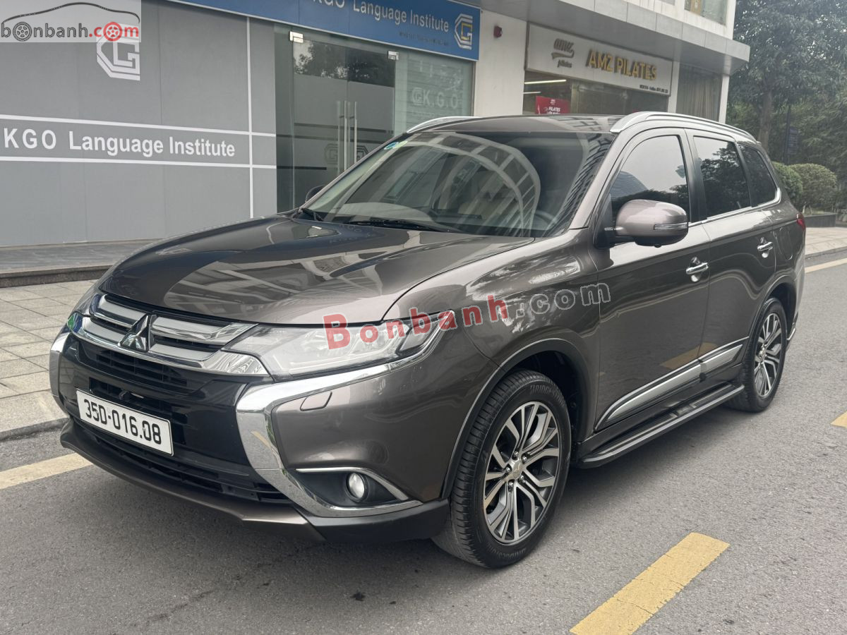 Bán ô tô Mitsubishi Outlander 2.0 CVT Premium - 2018 - xe cũ