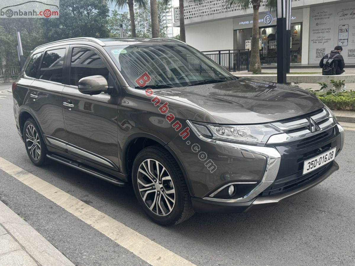 Bán ô tô Mitsubishi Outlander 2.0 CVT Premium - 2018 - xe cũ