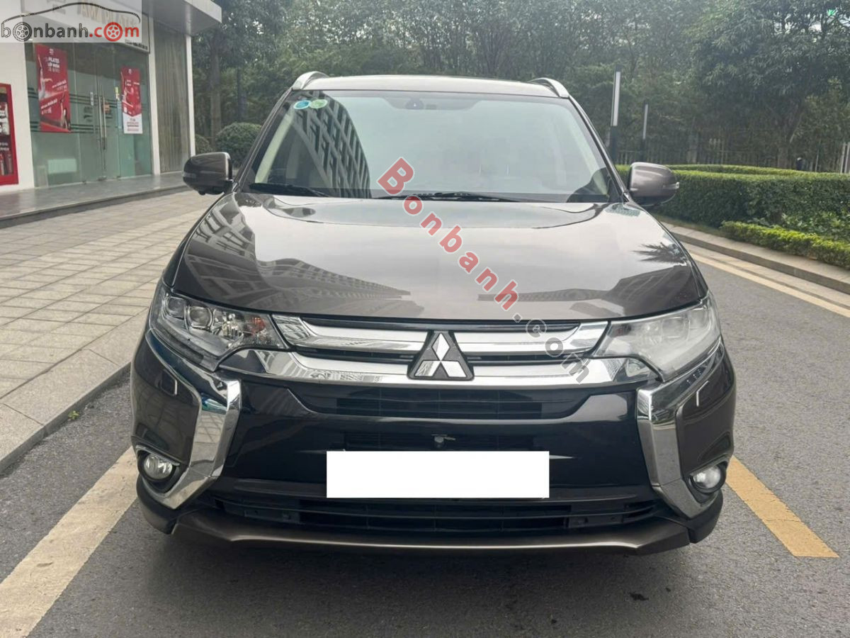 Bán ô tô Mitsubishi Outlander 2.0 CVT Premium - 2018 - xe cũ