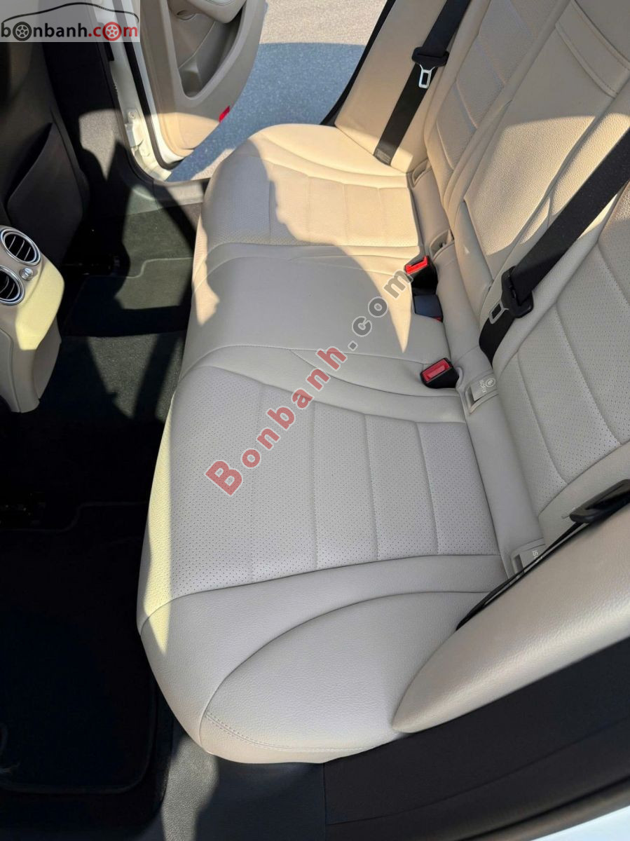 Bán ô tô Mercedes Benz C class C200 - 2018 - xe cũ