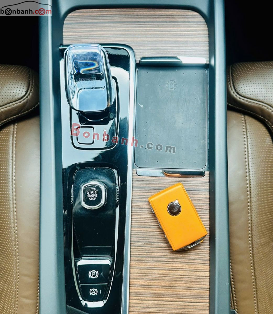 Bán ô tô Volvo XC60 Ultra B6 AWD - 2025 - xe cũ