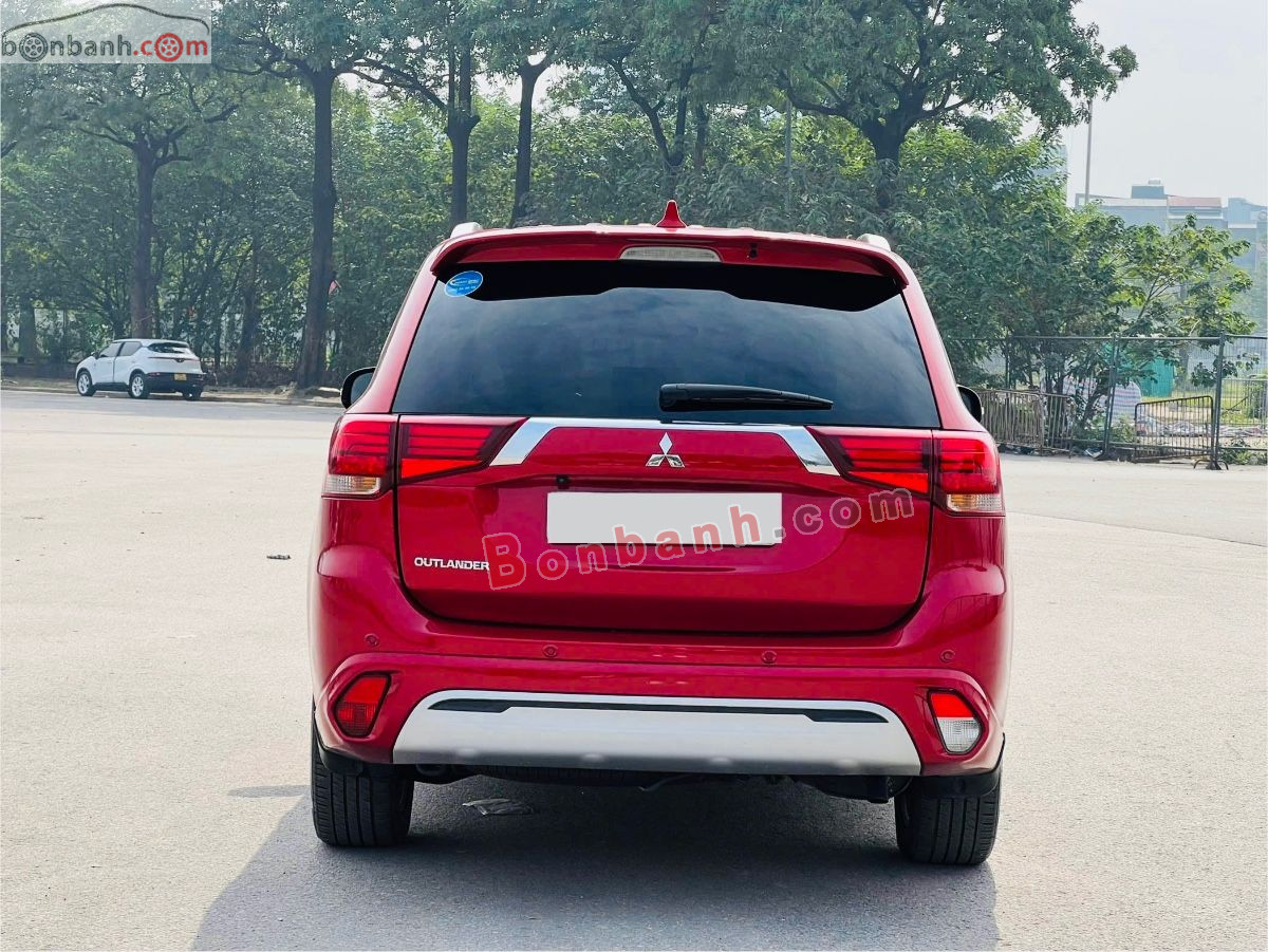 Bán ô tô Mitsubishi Outlander Premium 2.0 CVT - 2022 - xe cũ