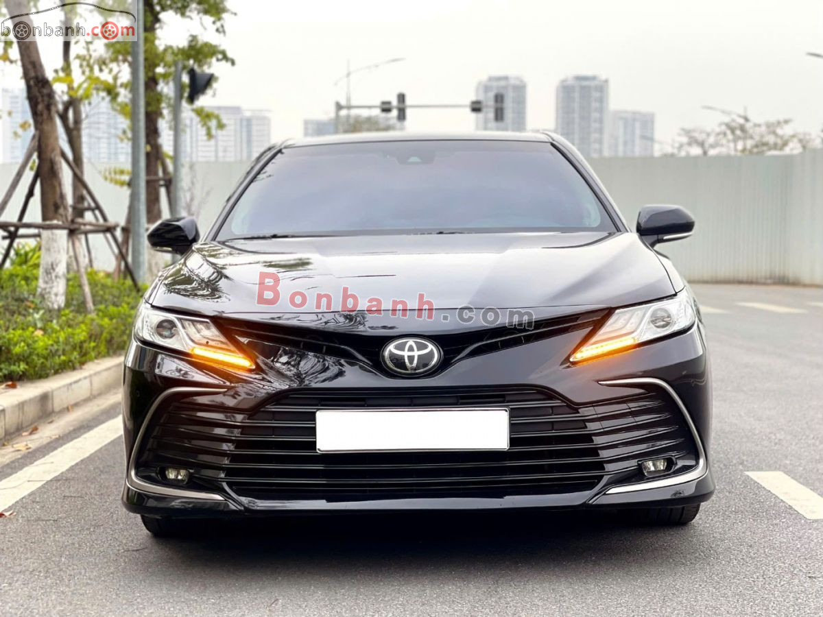 Bán ô tô Toyota Camry 2.0Q - 2021 - xe cũ