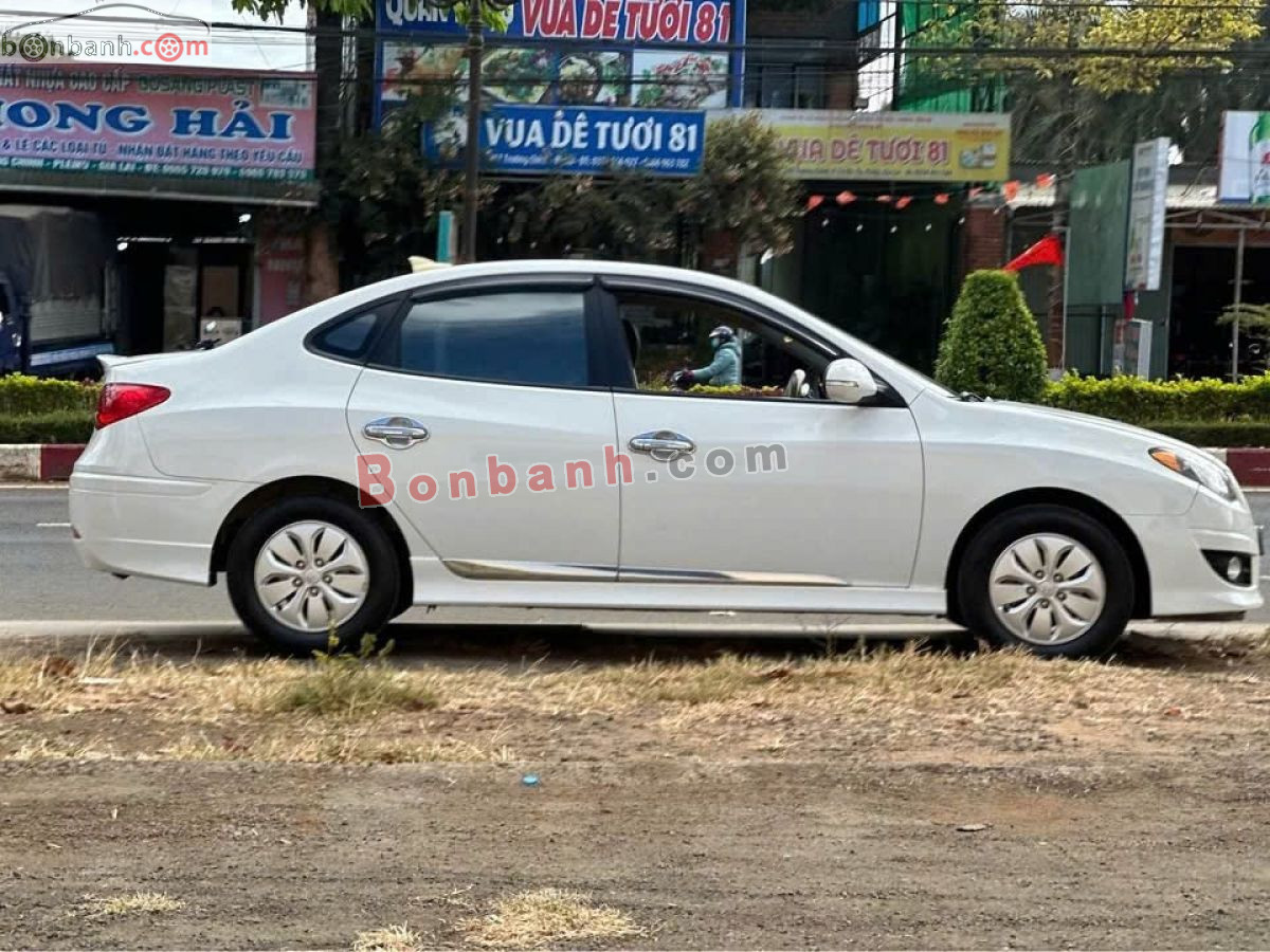 Bán ô tô Hyundai Avante 1.6 MT - 2011 - xe cũ