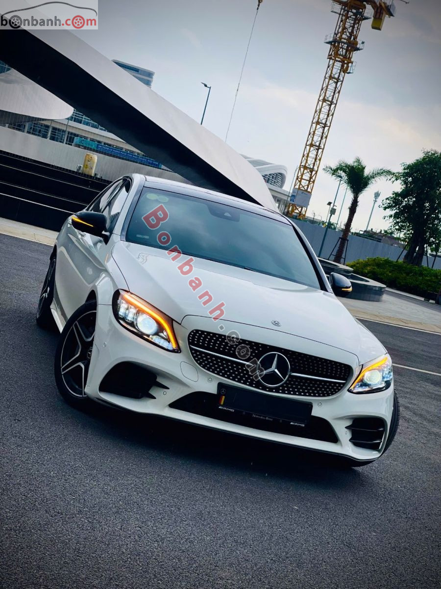 Bán ô tô Mercedes Benz C class C300 AMG - 2020 - xe cũ