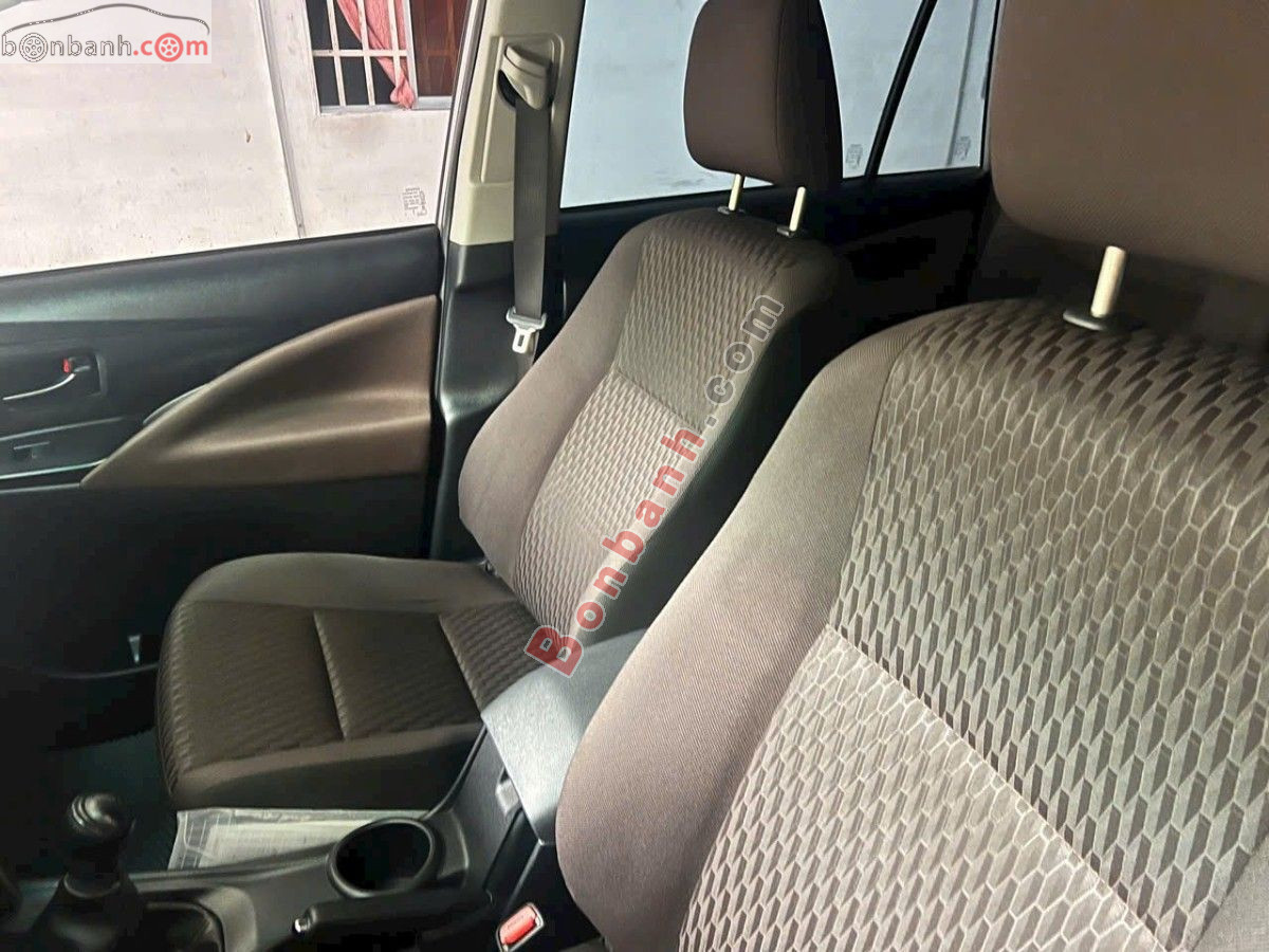 Bán ô tô Mitsubishi Outlander Premium 2.0 CVT - 2022 - xe cũ