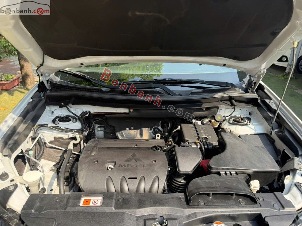 Bán ô tô Mitsubishi Outlander Premium 2.0 CVT - 2022 - xe cũ