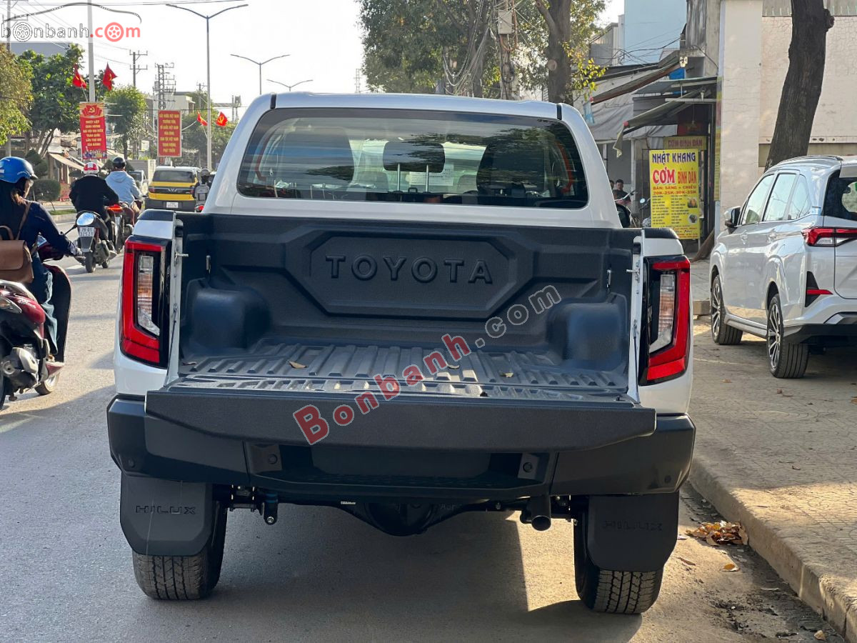 Bán ô tô Toyota Hilux Pro 2.8L 4x2 AT - 2026 - xe mới