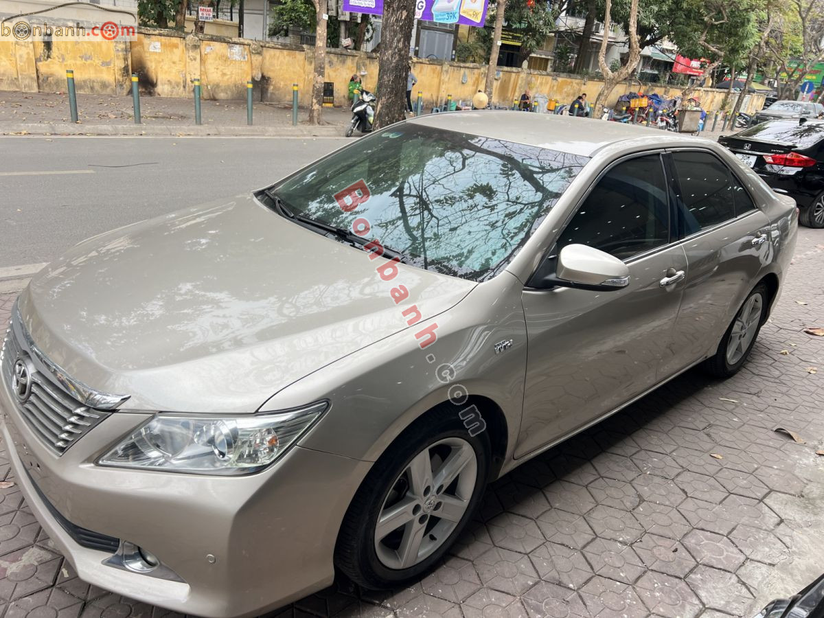 Bán ô tô Toyota Camry 2.5Q - 2014 - xe cũ
