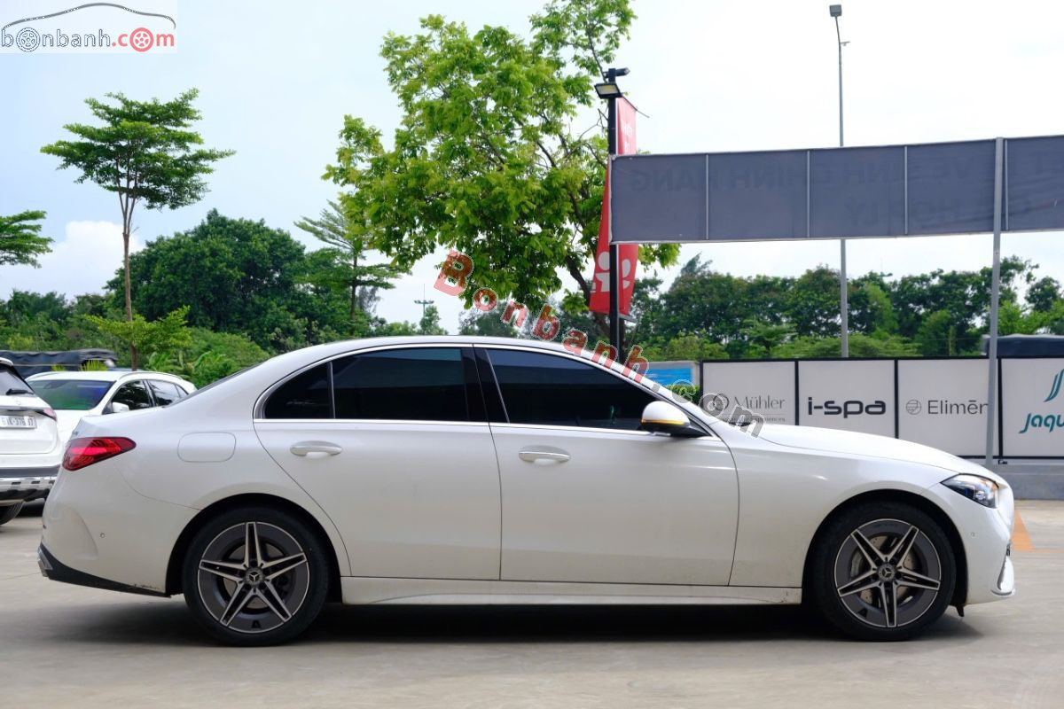 Bán ô tô Mercedes Benz C class C300 AMG - 2021 - xe cũ