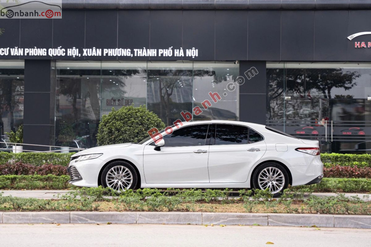 Bán ô tô Toyota Camry 2.5Q - 2020 - xe cũ