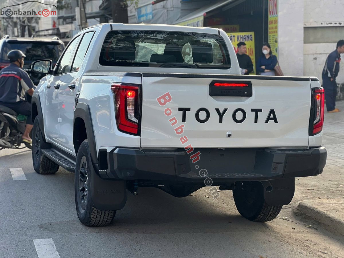 Bán ô tô Toyota Hilux Pro 2.8L 4x2 AT - 2026 - xe mới