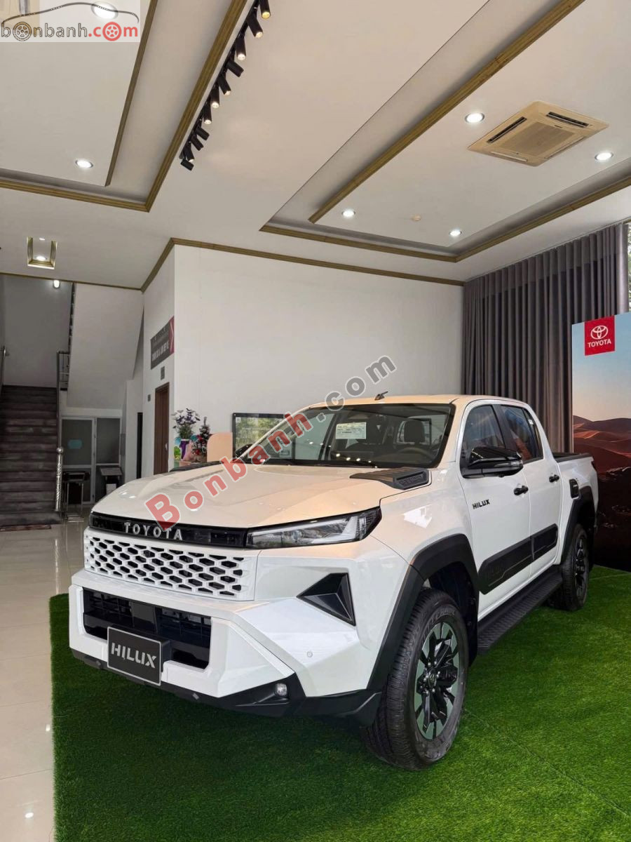 Bán ô tô Toyota Hilux Trailhunter 2.8L 4x4 AT - 2026 - xe mới