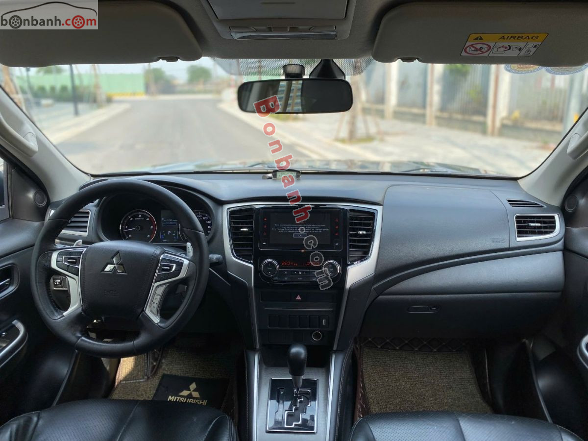 Bán ô tô Mitsubishi Triton 4x2 AT Mivec Premium - 2019 - xe cũ