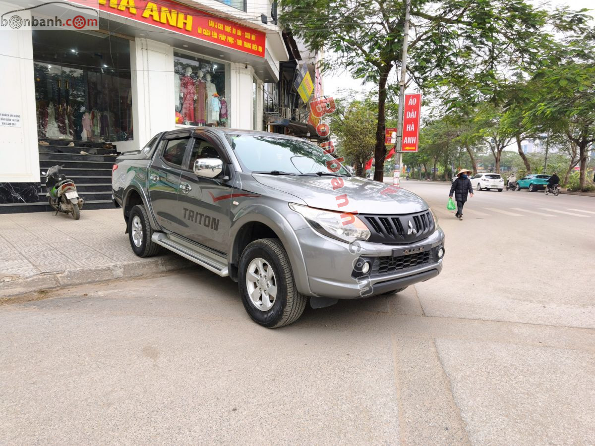 Bán ô tô Mitsubishi Triton 4x2 AT - 2018 - xe cũ