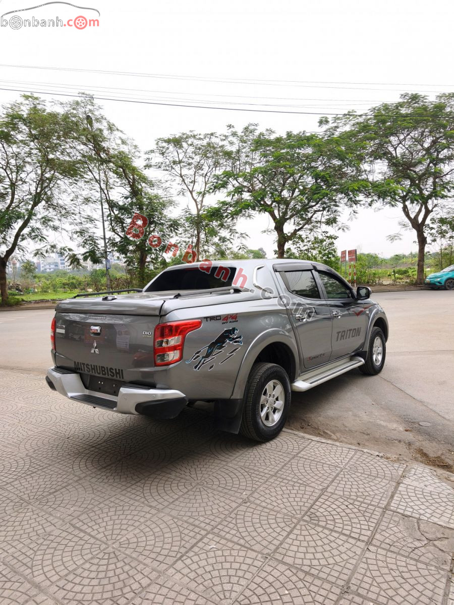 Bán ô tô Mitsubishi Triton 4x2 AT - 2018 - xe cũ