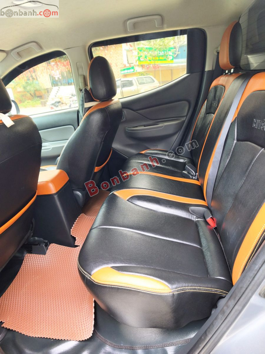 Bán ô tô Mitsubishi Triton 4x2 AT - 2018 - xe cũ