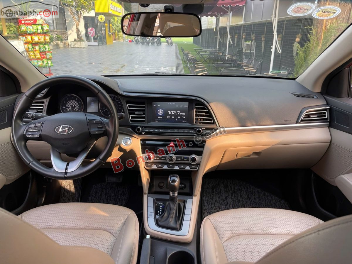 Bán ô tô Hyundai Elantra 2.0 AT - 2020 - xe cũ
