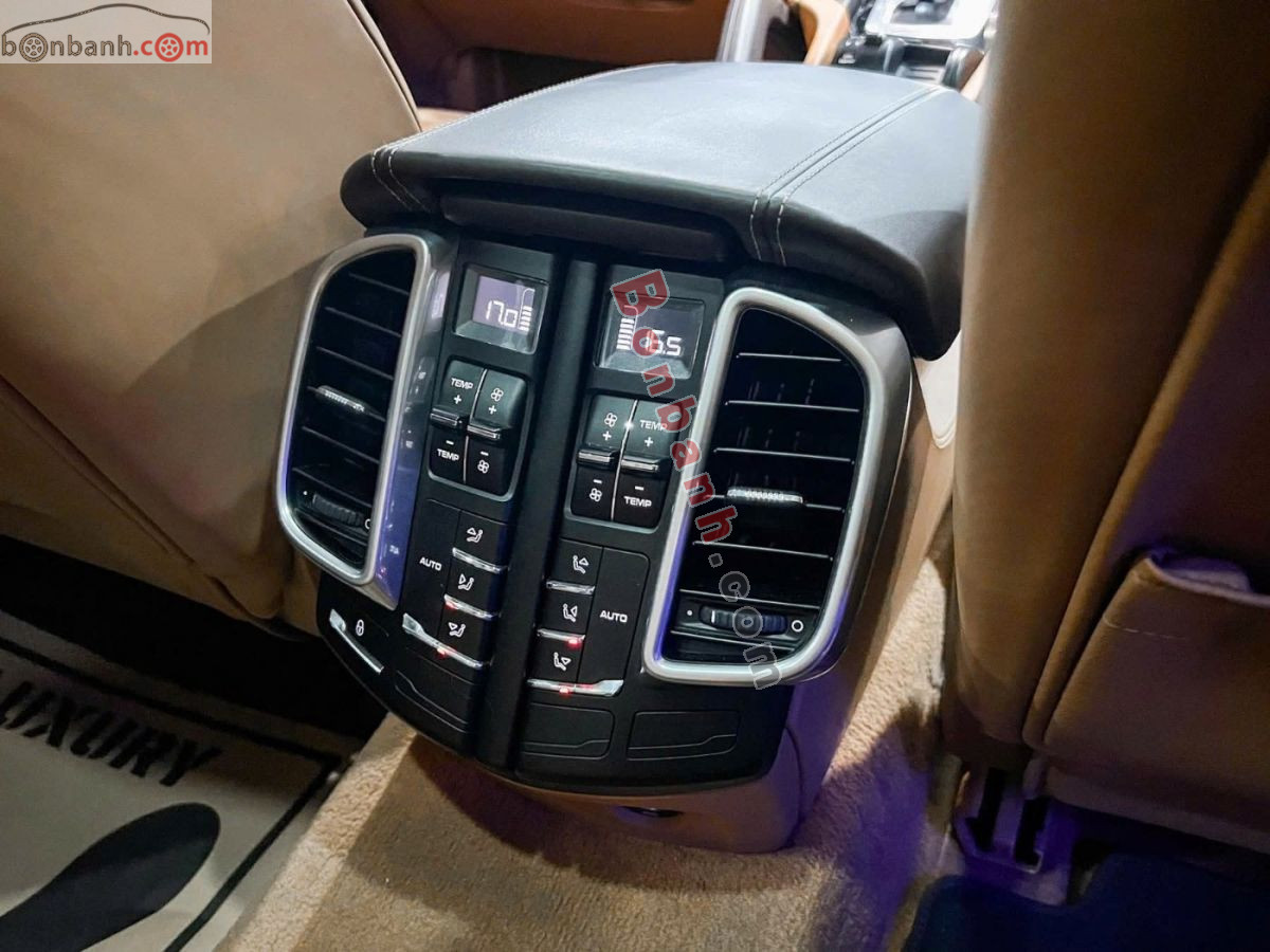 Bán ô tô Porsche Cayenne S E-Hybrid Platinum Edition - 2017 - xe cũ