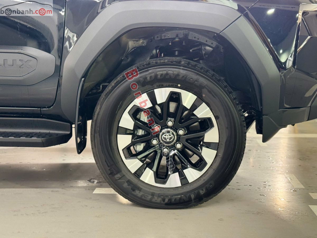 Bán ô tô Toyota Hilux Trailhunter 2.8L 4x4 AT - 2026 - xe mới