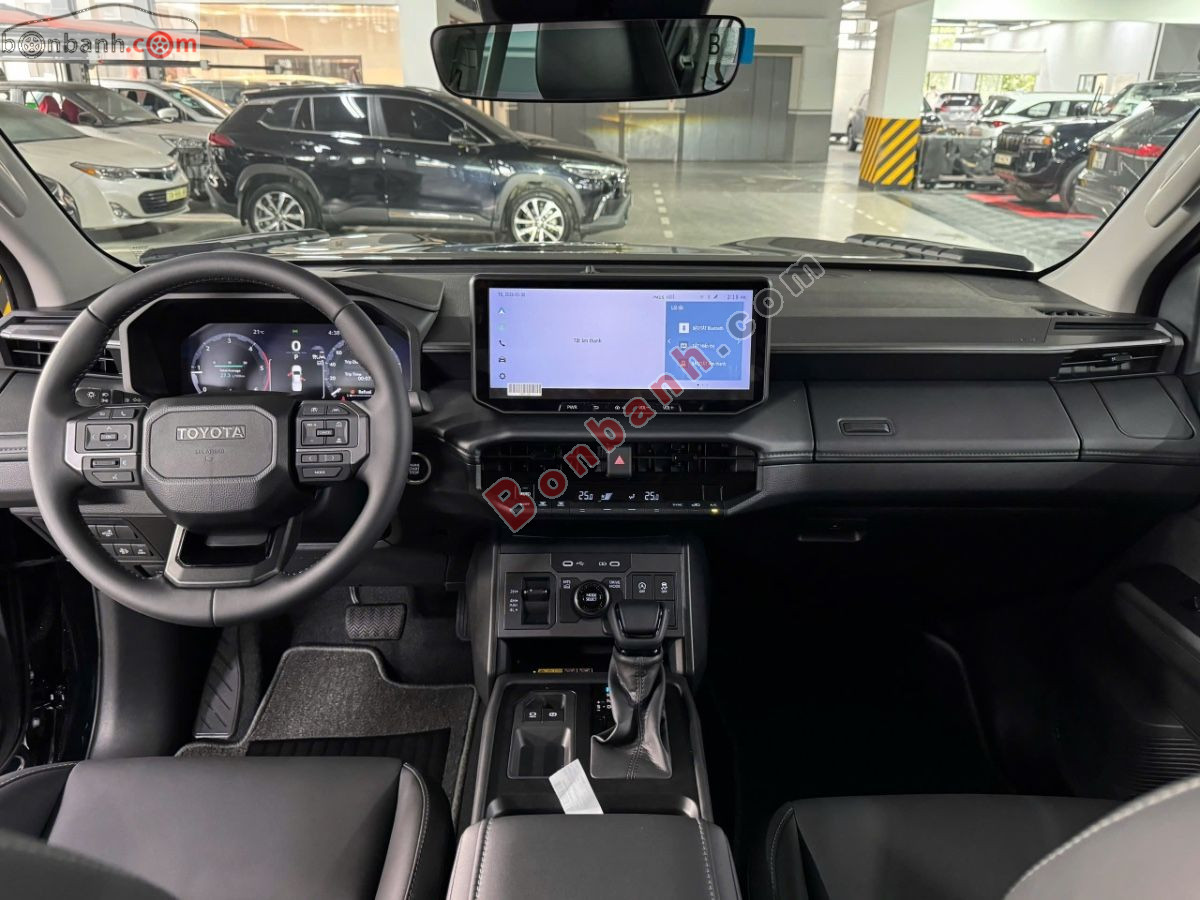 Bán ô tô Toyota Hilux Trailhunter 2.8L 4x4 AT - 2026 - xe mới