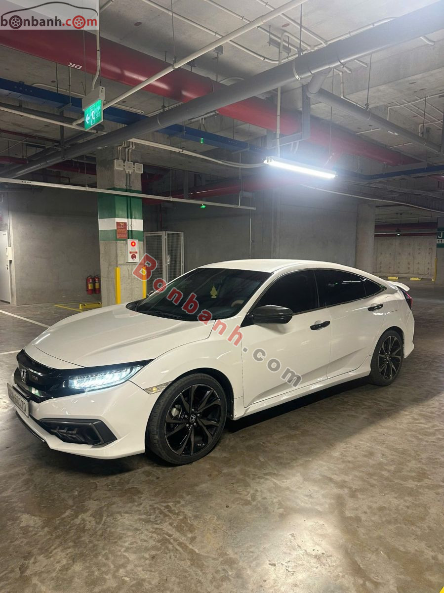 Bán ô tô Honda Civic RS 1.5 AT - 2019 - xe cũ