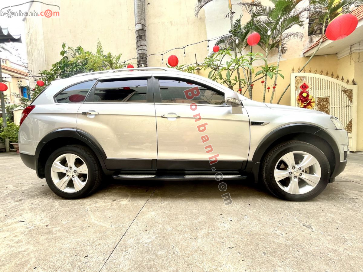 Bán ô tô Chevrolet Captiva LTZ 2.4 AT - 2013 - xe cũ