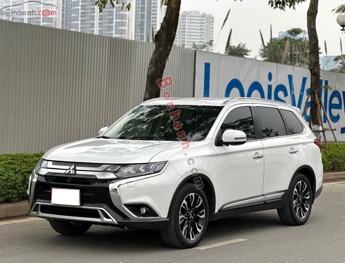 Bán ô tô Mitsubishi Outlander Premium 2.0 CVT - 2021 - xe cũ