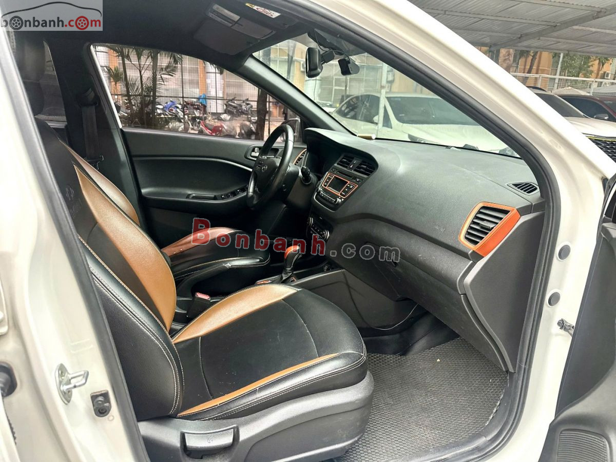 Bán ô tô Hyundai i20 Active 1.4 AT - 2015 - xe cũ