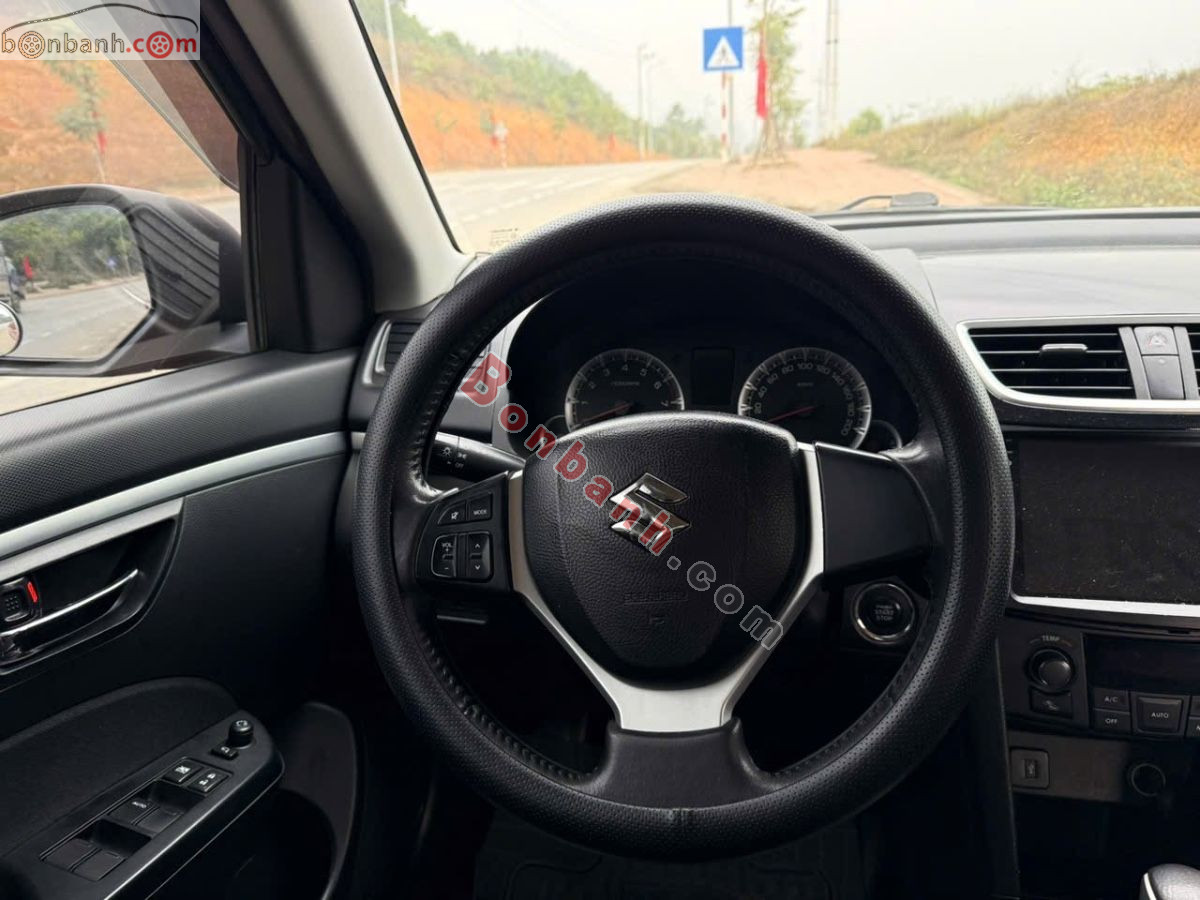 Bán ô tô Suzuki Swift 1.4 AT - 2017 - xe cũ