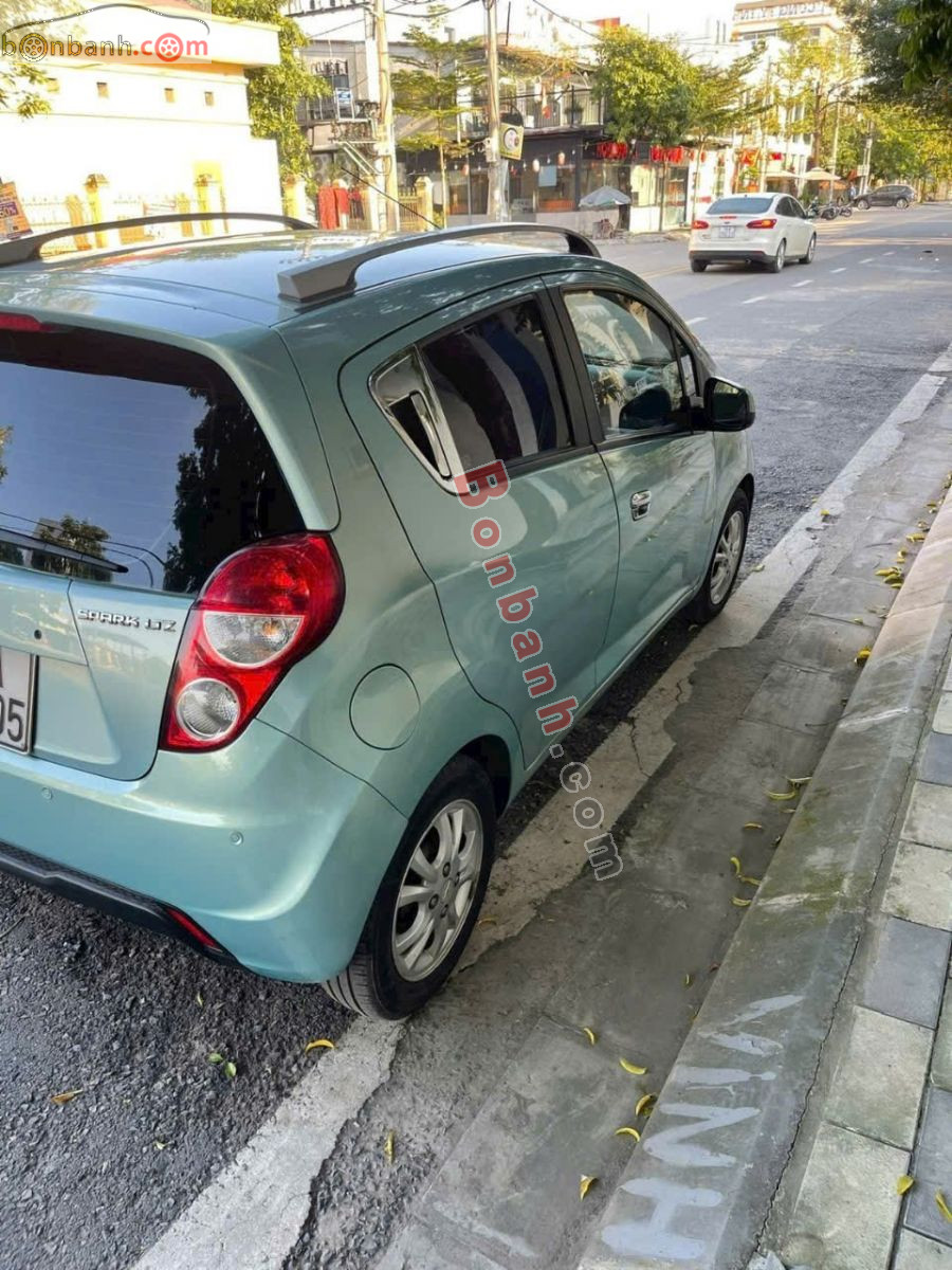 Bán ô tô Chevrolet Spark Van 1.0 AT - 2015 - xe cũ