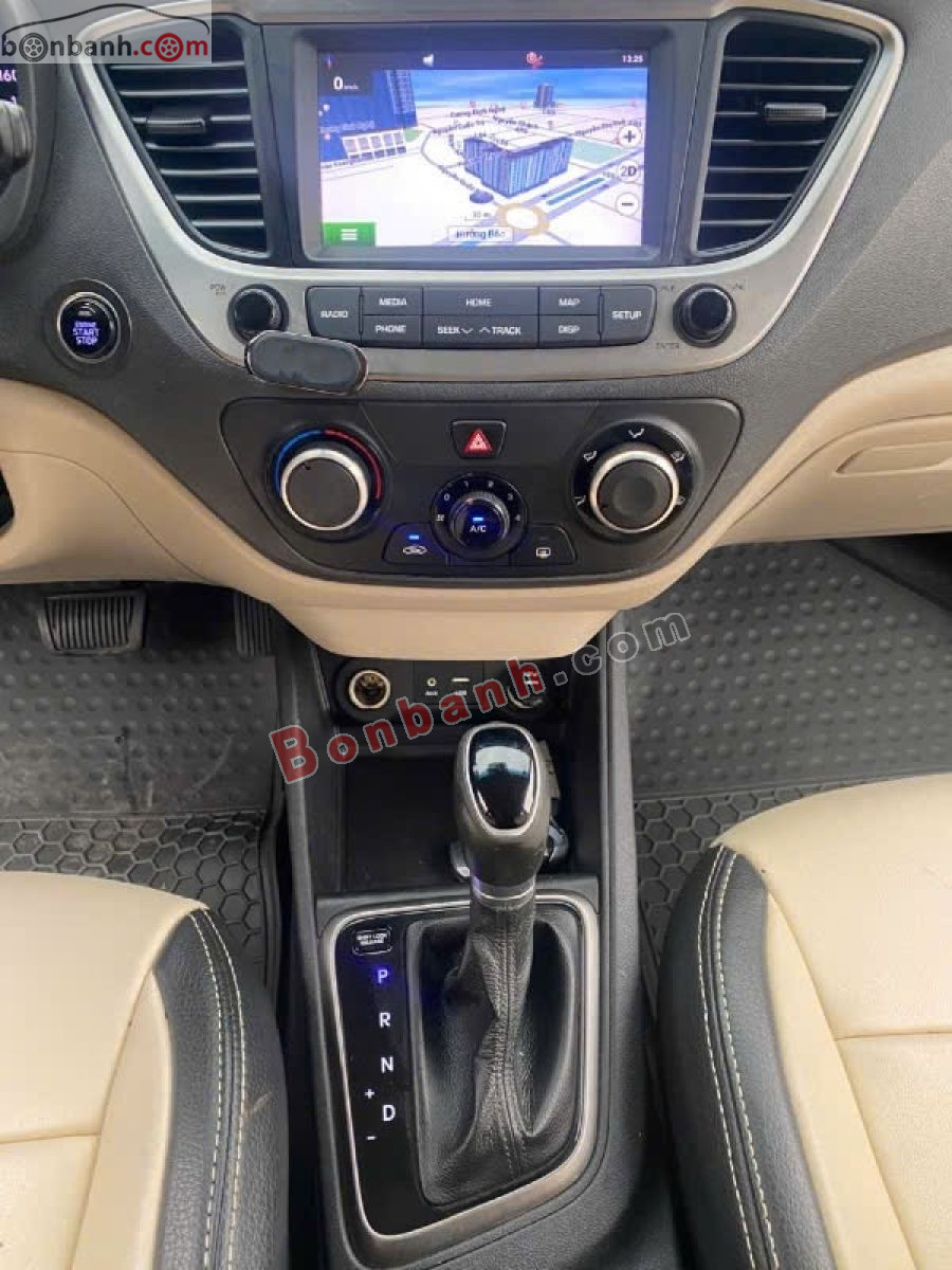 Bán ô tô Hyundai Accent 1.4 AT - 2018 - xe cũ