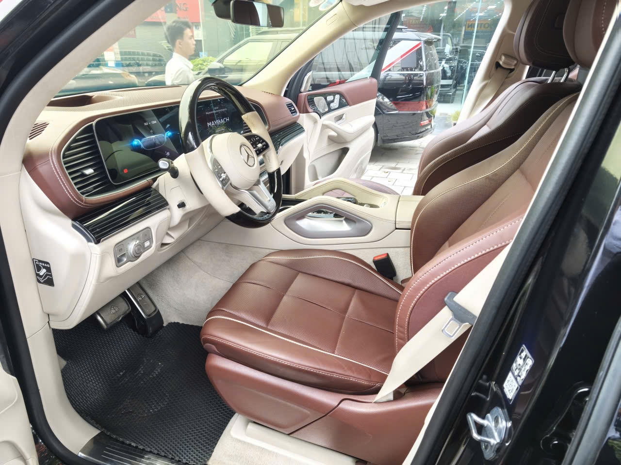 Bán Mercedes-Benz GLS480 Maybach năm sản xuất 2022,đăng ksy 2023 Cty Xe như mới