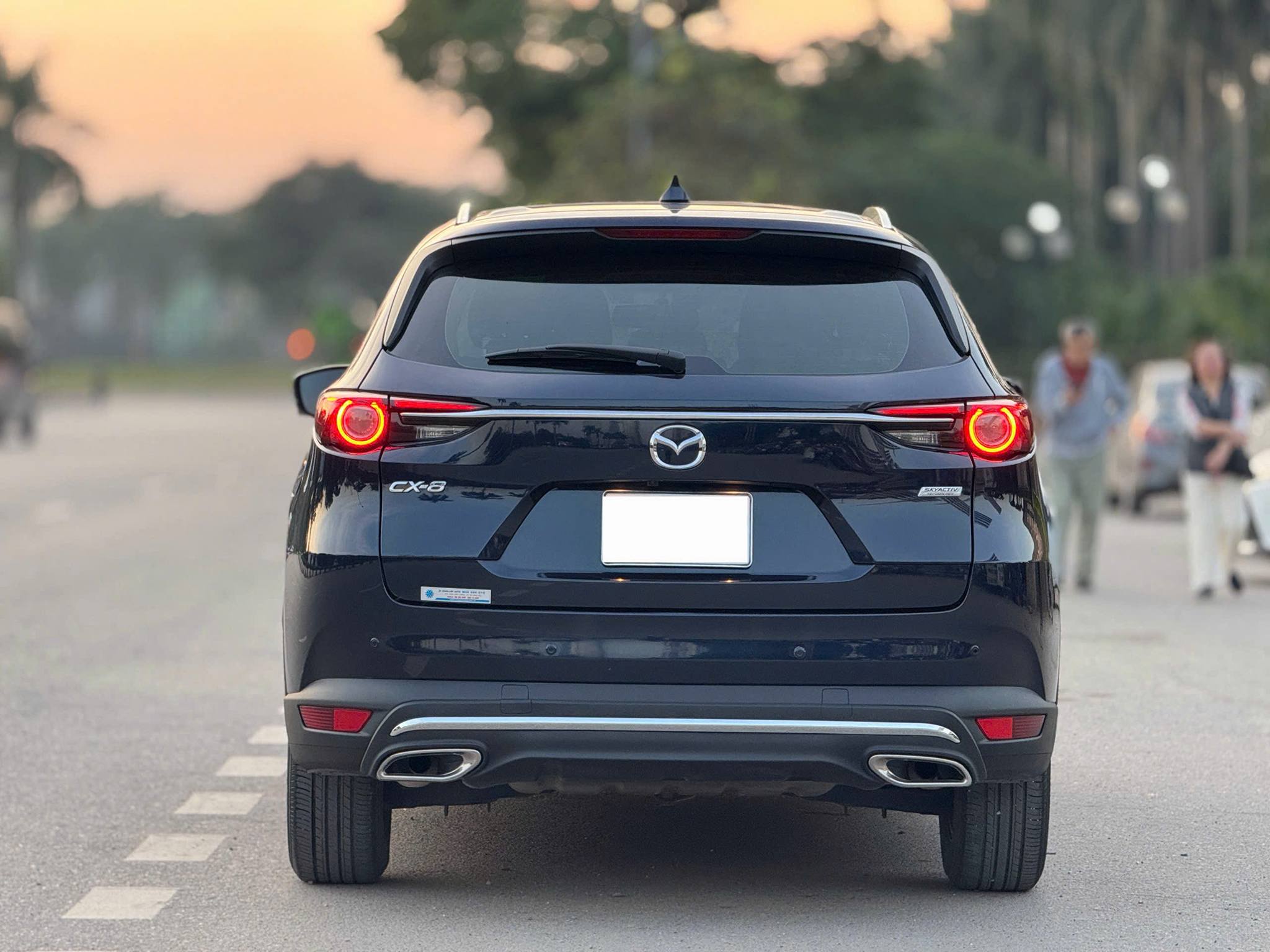Bán xe Mazda CX 8 deluxe sản xuất năm 2021, màu đen