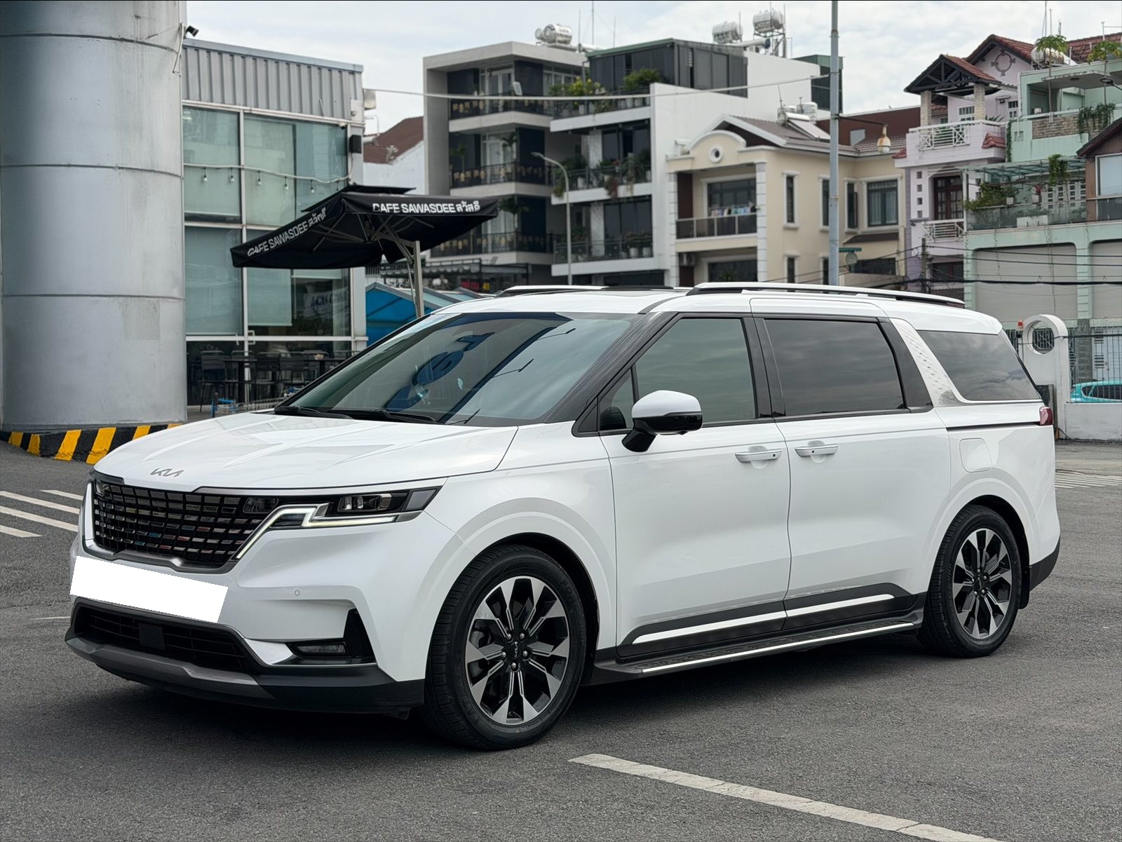 Bán Kia Carnival Signature 3.5G sản xuất năm 2023, màu trắng, 1.189 tỉ