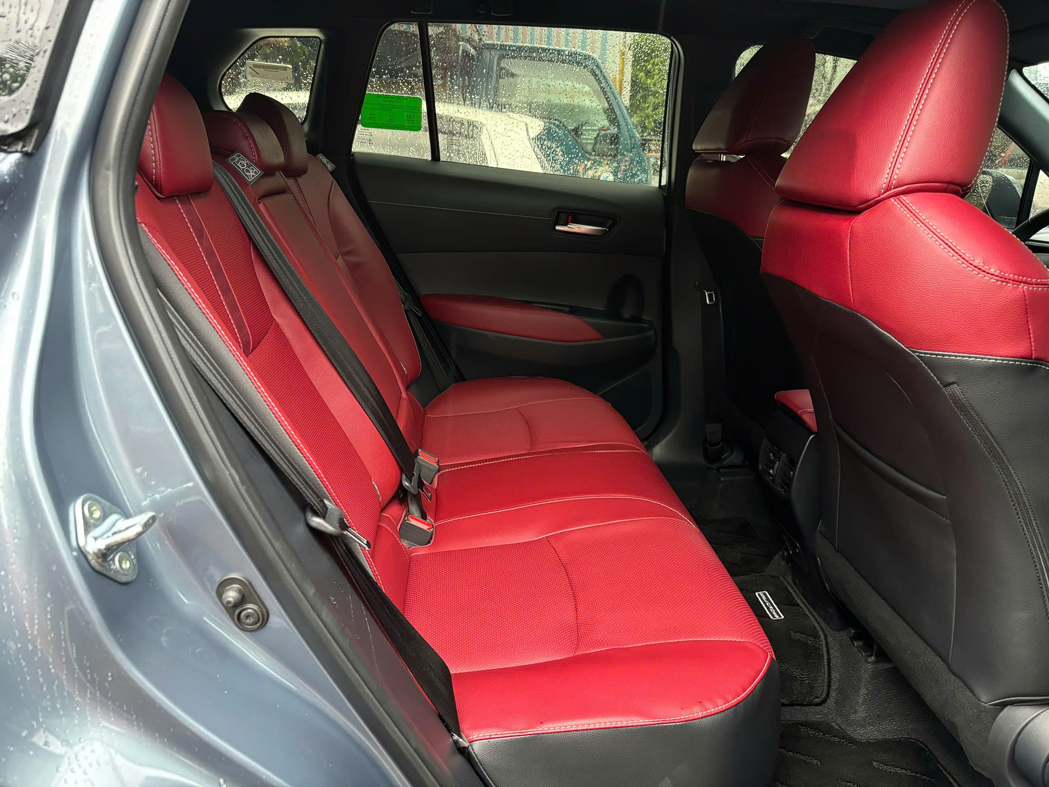 Bán Toyota Corolla Cross 1.8V sản xuất 2025, màu xanh lục, nhập khẩu