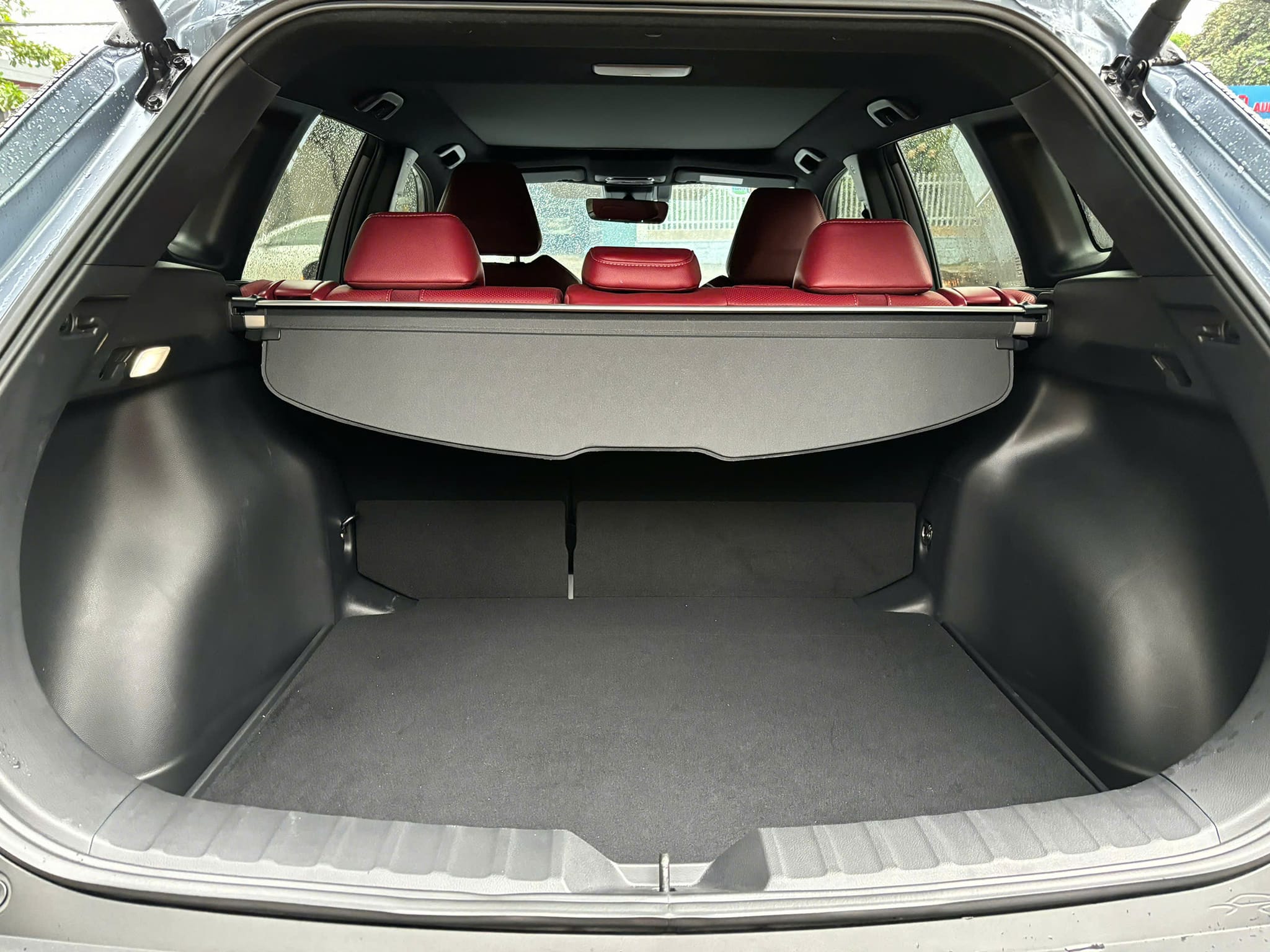 Bán Toyota Corolla Cross 1.8V sản xuất 2025, màu xanh lục, nhập khẩu