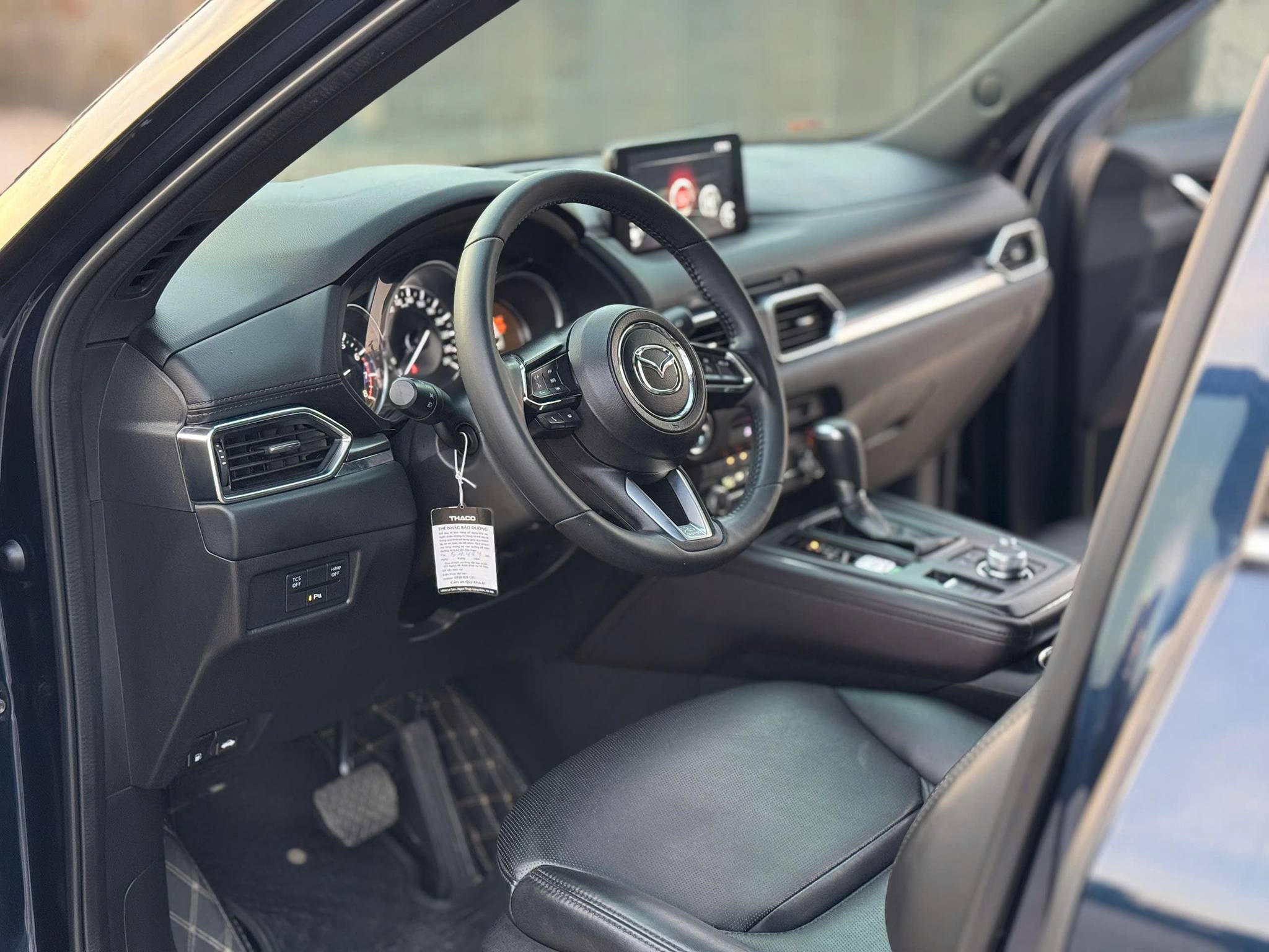 Bán xe Mazda CX 8 deluxe sản xuất năm 2021, màu đen