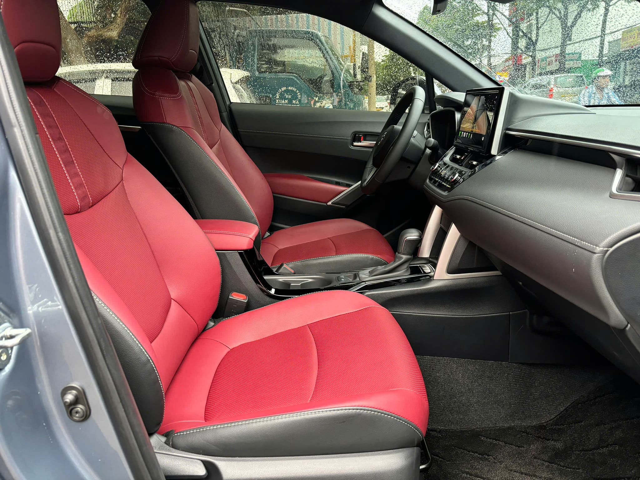 Bán Toyota Corolla Cross 1.8V sản xuất 2025, màu xanh lục, nhập khẩu