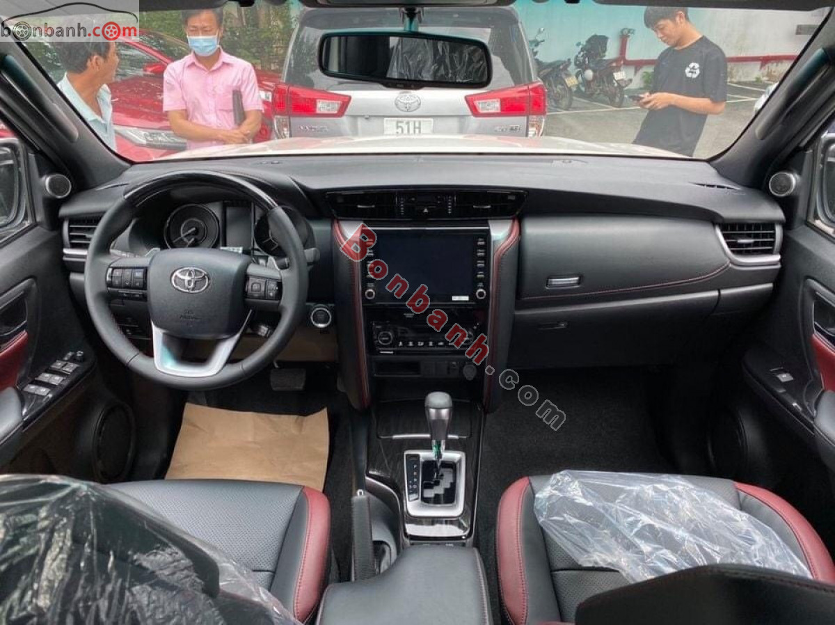Bán ô tô Toyota Fortuner Legender 2.4L 4x2 AT - 2025 - xe mới