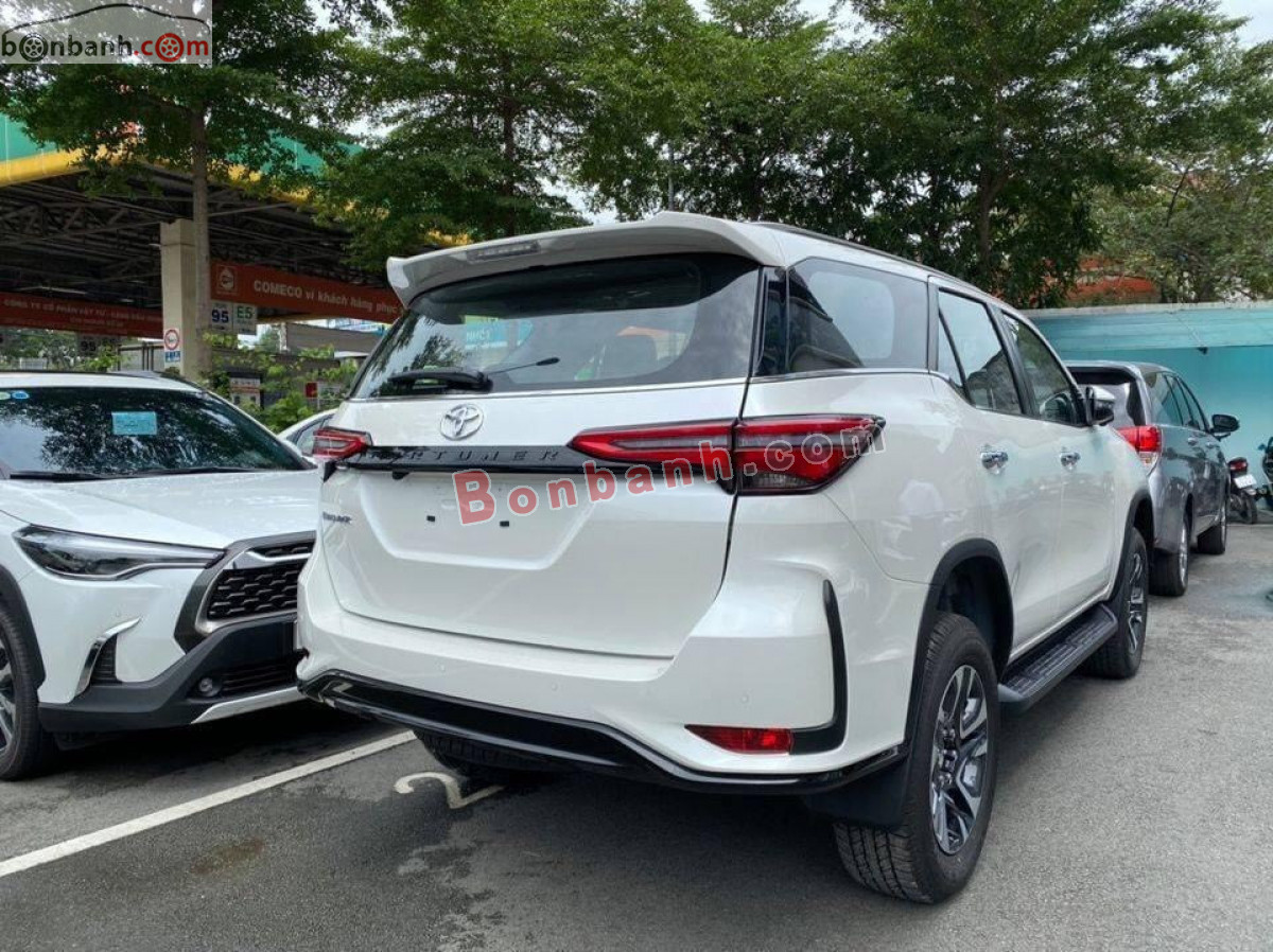 Bán ô tô Toyota Fortuner Legender 2.4L 4x2 AT - 2025 - xe mới